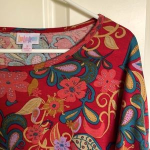 LULAROE- Irma shirt, size small, BUNDLE & SAVE